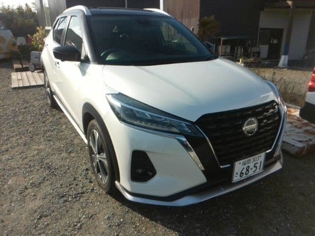 NISSAN