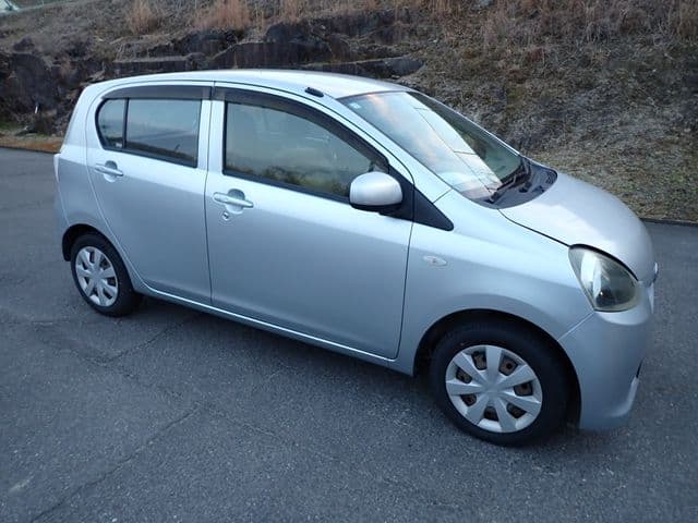 Car thumbnail 4