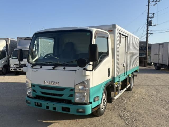 ISUZU