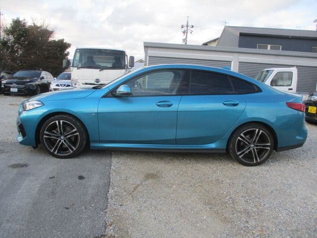 Car thumbnail 4