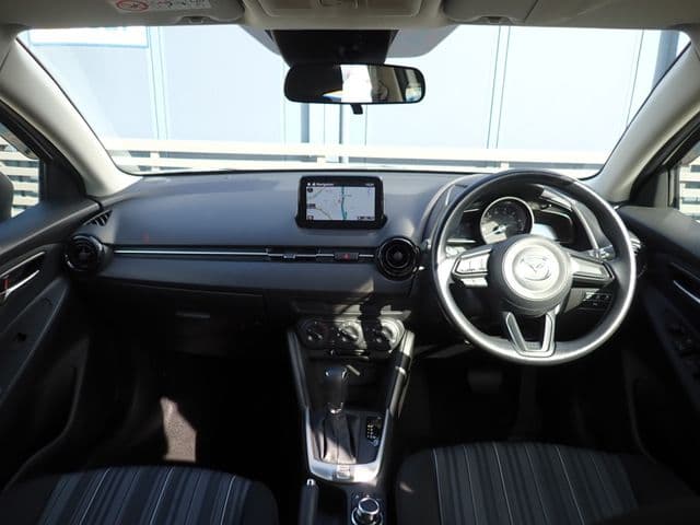 Car thumbnail 2