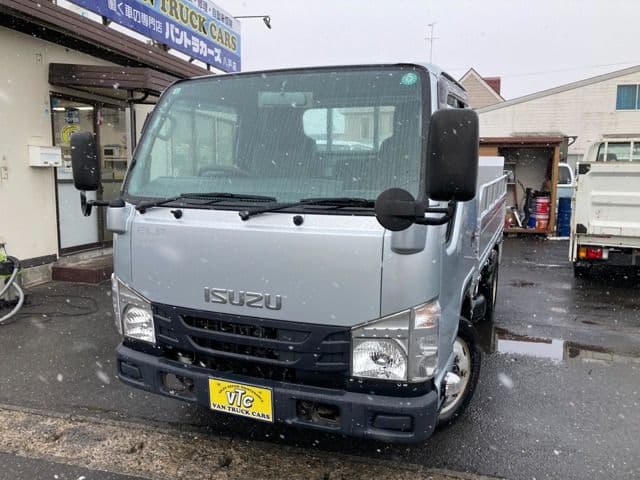 ISUZU