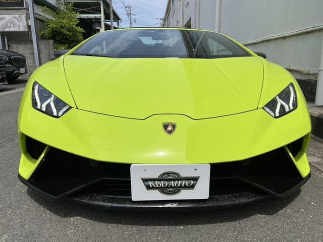 LAMBORGHINI