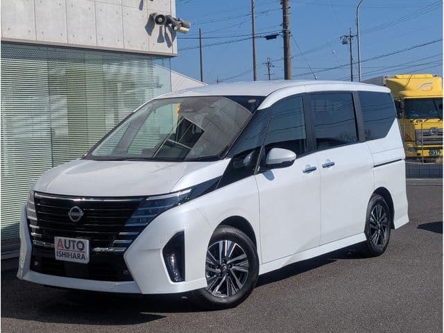 NISSAN