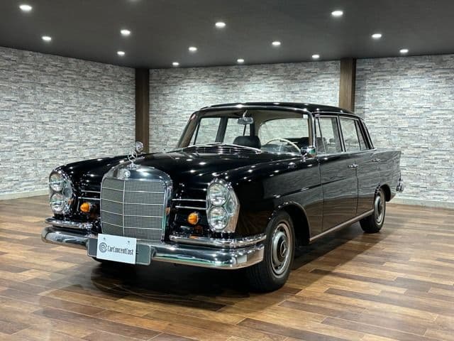 MERCEDES BENZ