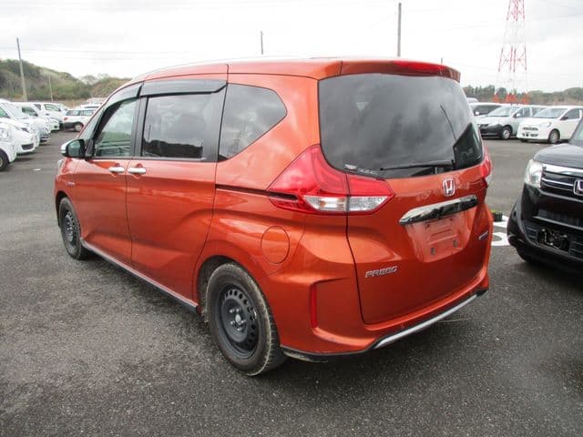 Car thumbnail 3