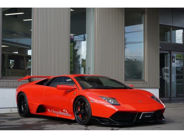 LAMBORGHINI