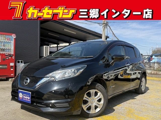 NISSAN