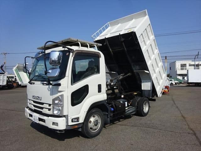 ISUZU