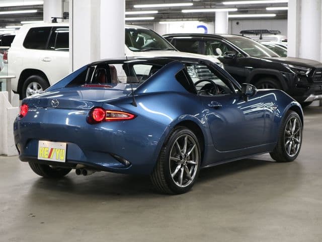 Car thumbnail 2