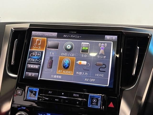Car thumbnail 4