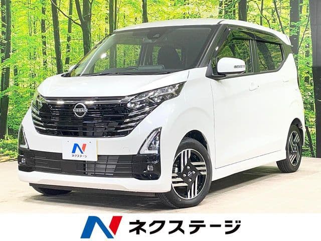 NISSAN