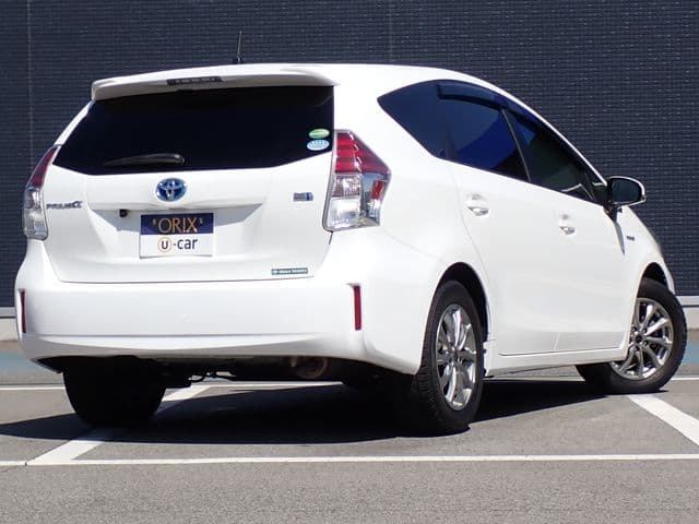 Car thumbnail 3