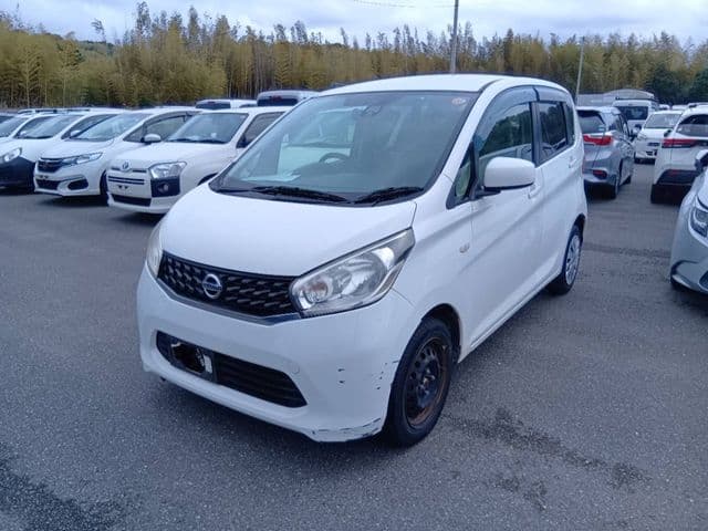 NISSAN