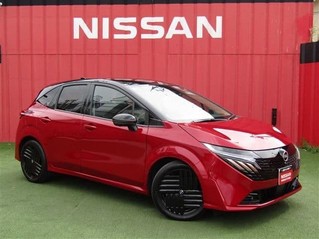 NISSAN