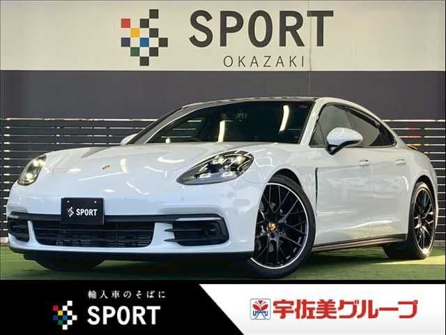 PORSCHE