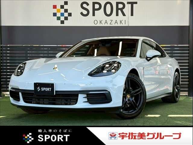 PORSCHE