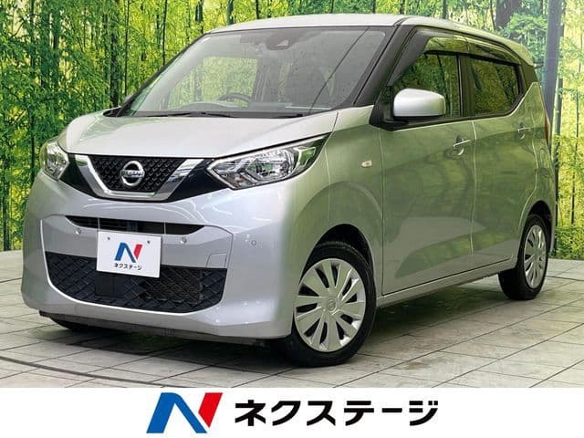 NISSAN