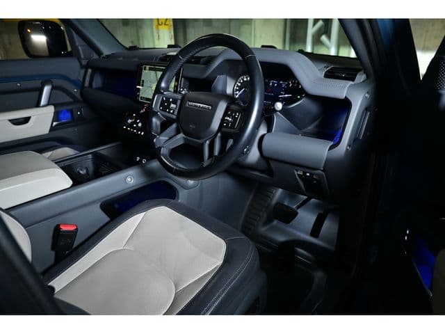 Car thumbnail 2