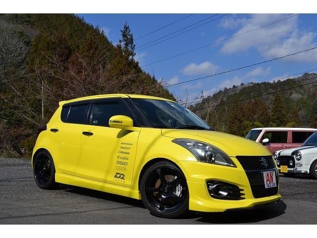 Car image 1