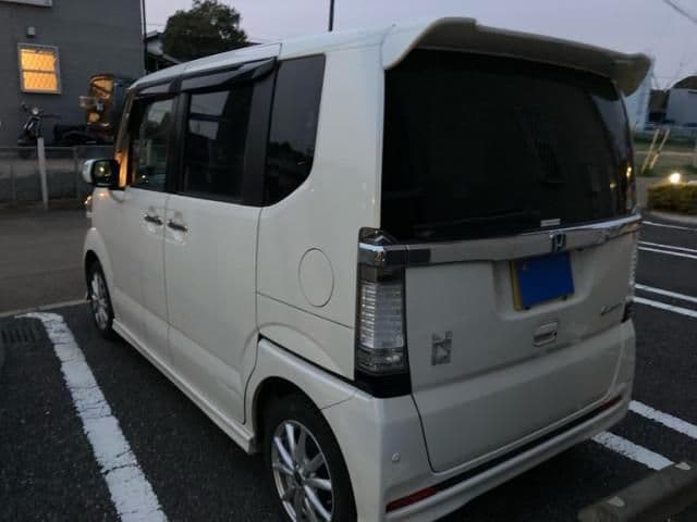 Car thumbnail 3