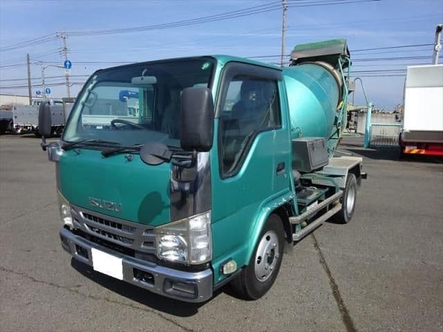 ISUZU