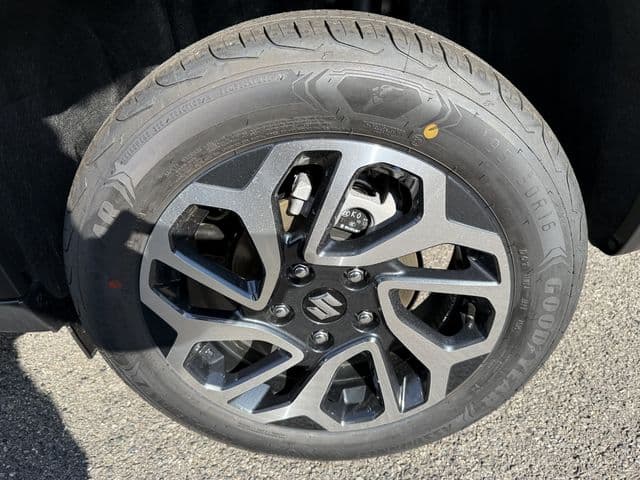 Car thumbnail 4