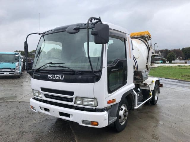ISUZU