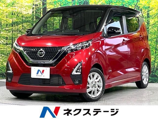 NISSAN