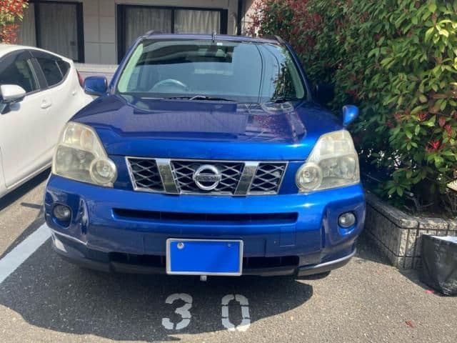 NISSAN
