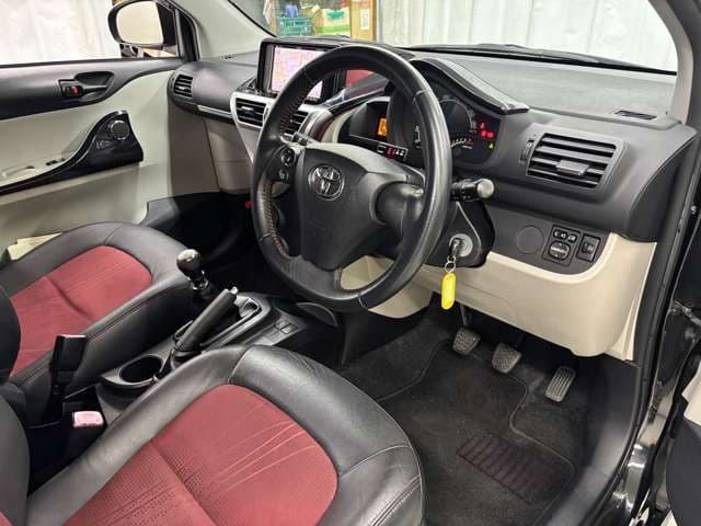 Car thumbnail 3