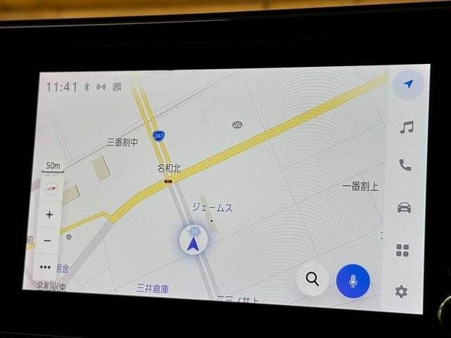 Car thumbnail 3