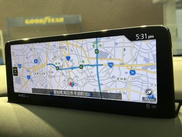 Car thumbnail 3