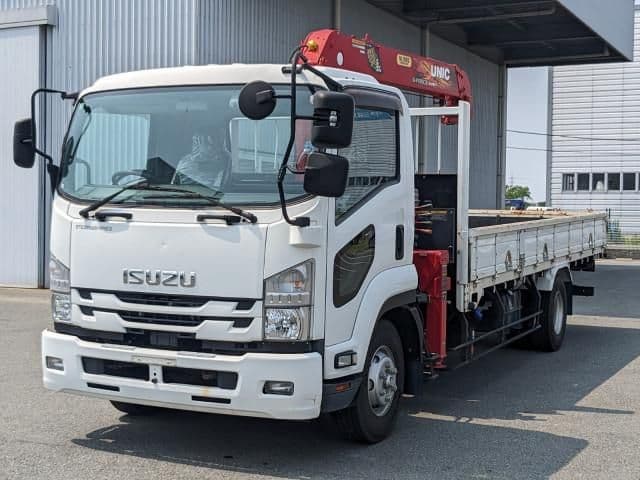ISUZU