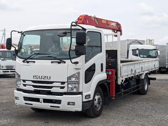ISUZU