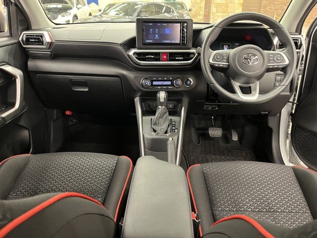Car thumbnail 2