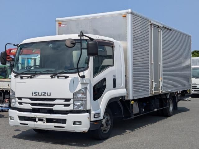 ISUZU