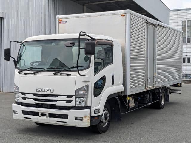 ISUZU