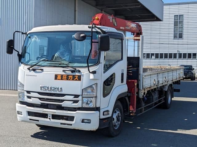 ISUZU