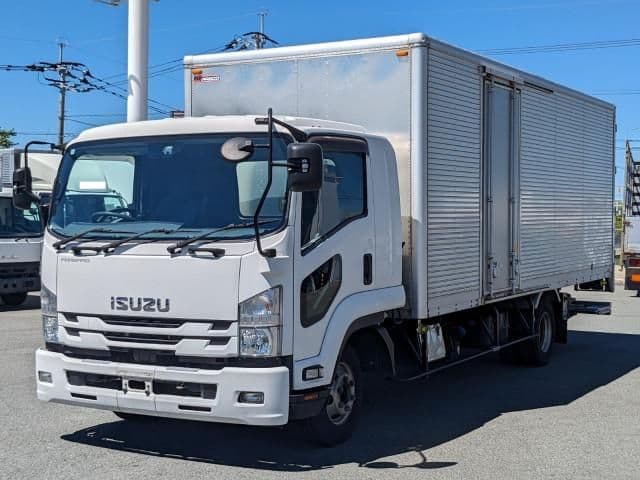 ISUZU