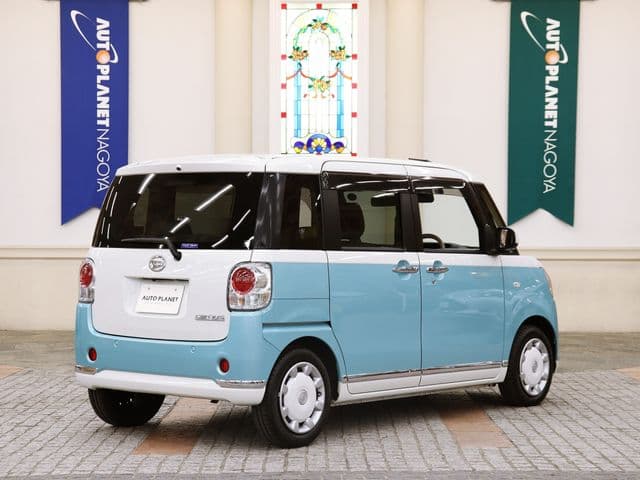 Car thumbnail 3