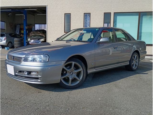 Car image 1