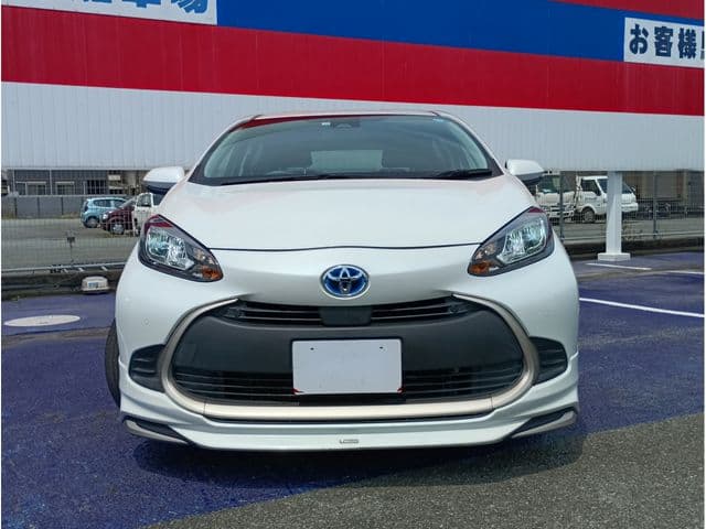 Car thumbnail 2