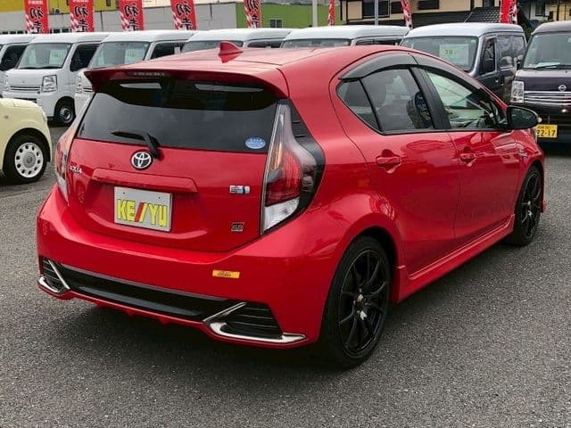 Car thumbnail 2