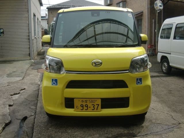 Car thumbnail 4
