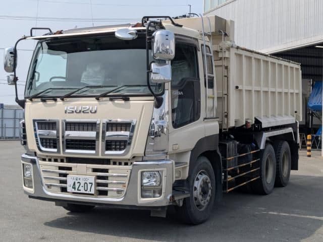 ISUZU