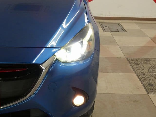 Car thumbnail 4