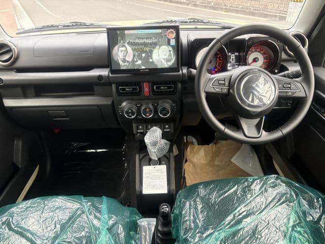 Car thumbnail 2