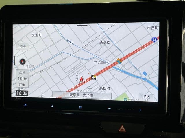 Car thumbnail 3