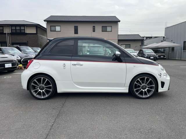 Car thumbnail 4